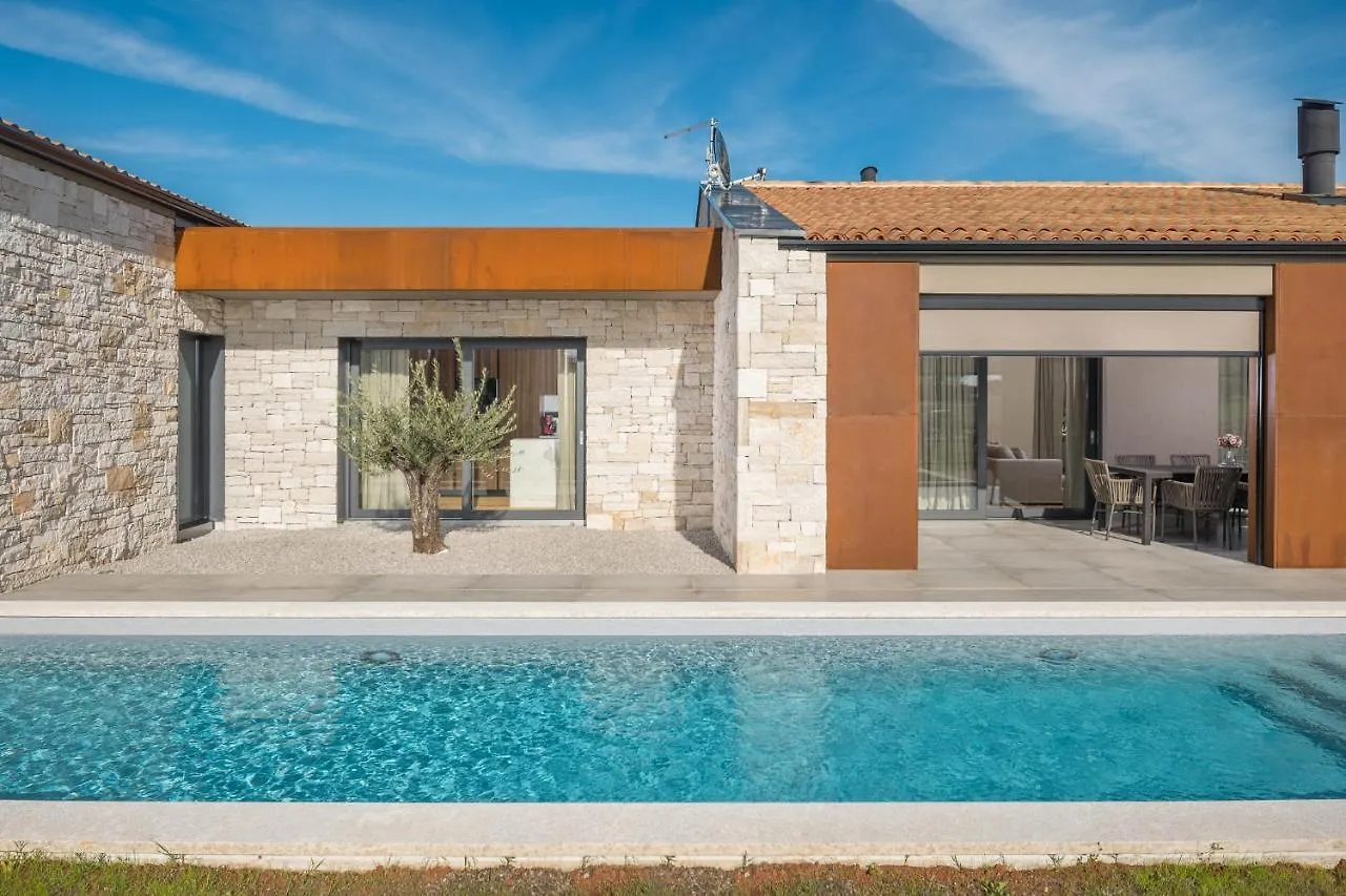 Design Villa Oliba Bale