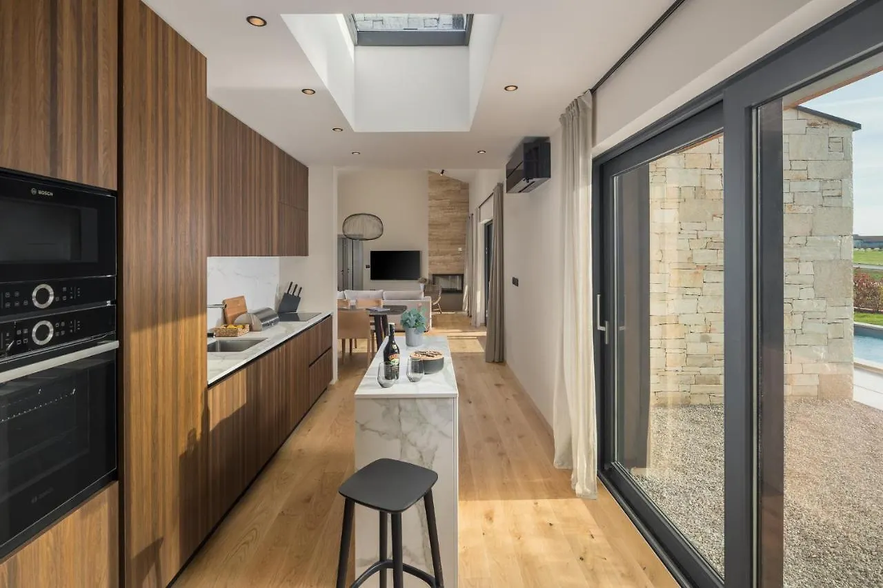 Design Villa Oliba Bale